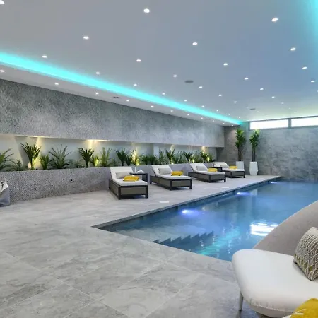 Barbecue, Swimming Pool Apartman *