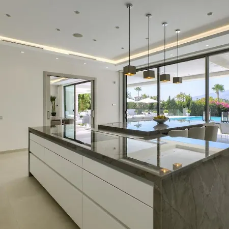 Barbecue, Swimming Pool *